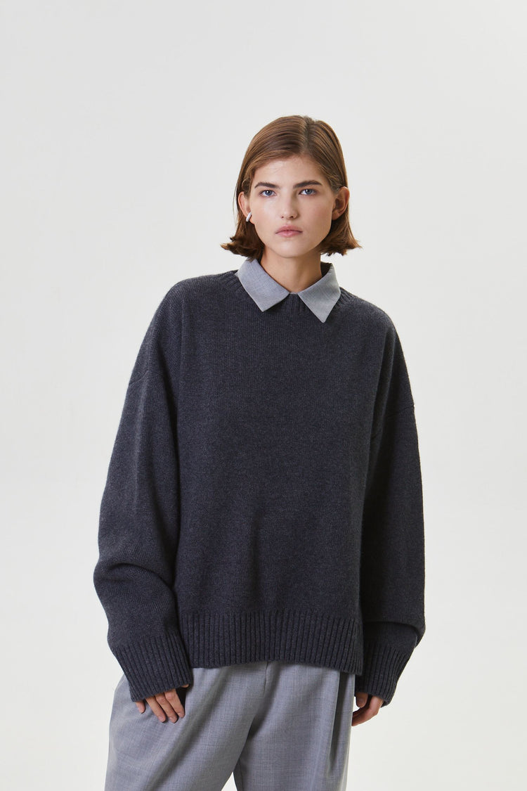 Dark gray wool and cashmere sweater with a round neck